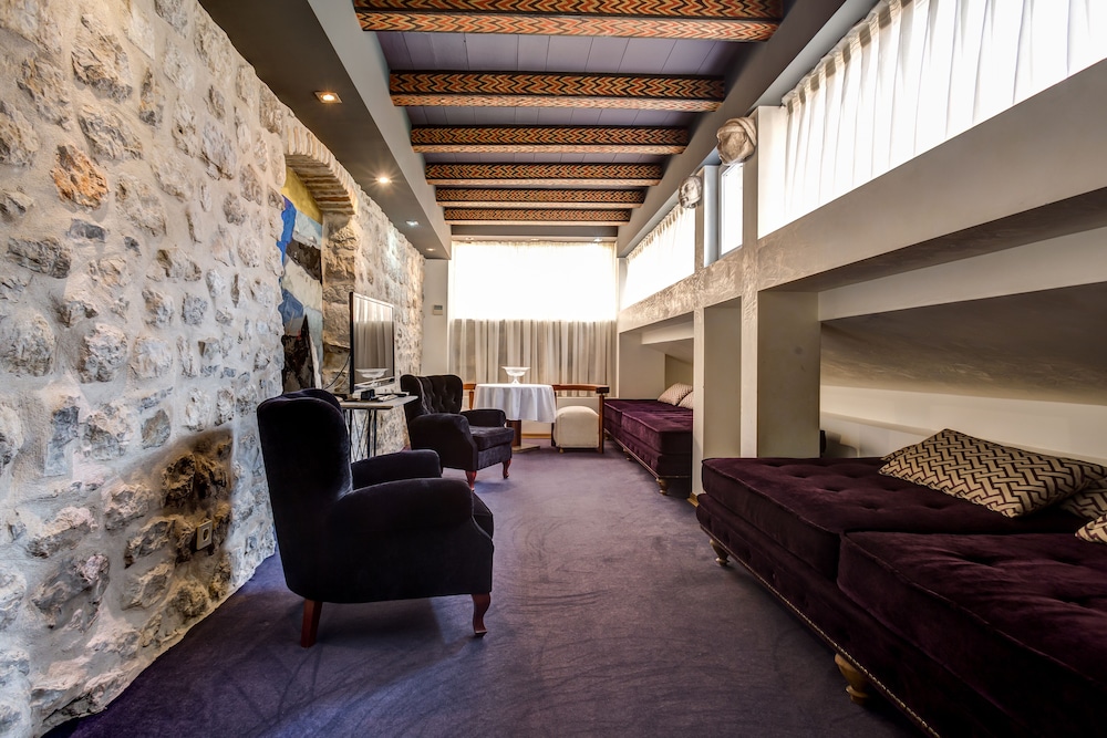 hotel hippocampus