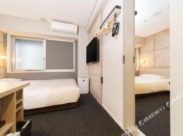 super hotel midousuji line esaka