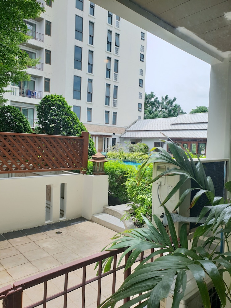 lasalle suites hotel and residence