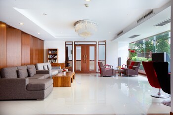 lasalle suites hotel and residence