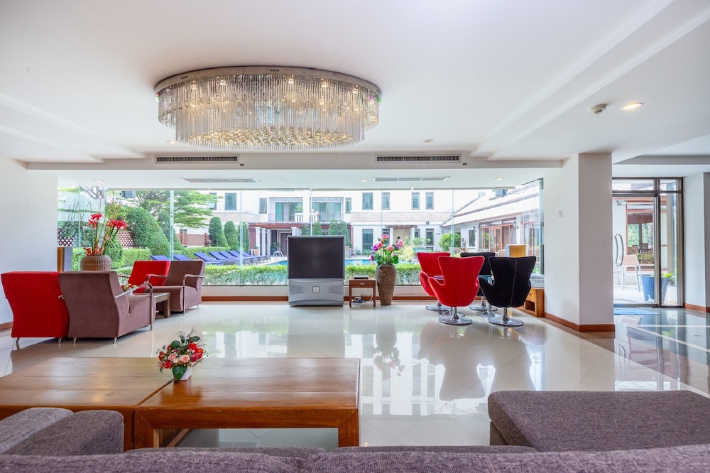 lasalle suites hotel and residence