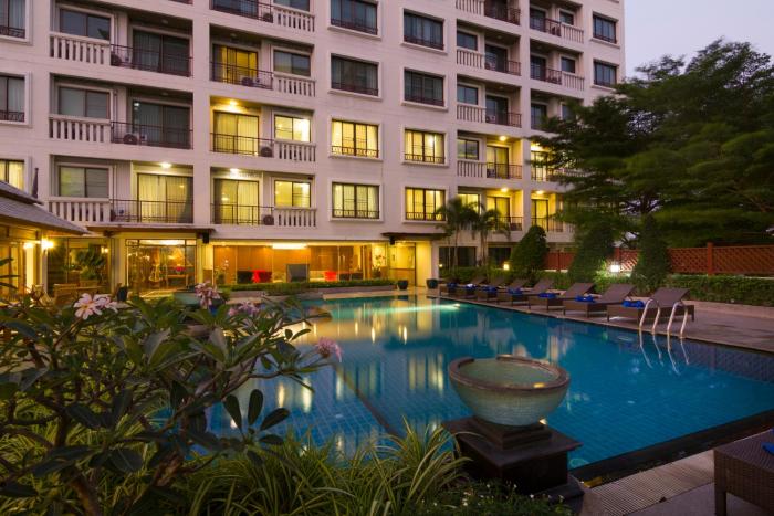 lasalle suites hotel and residence