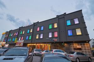 the leverage business hotel mergong