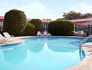 Days Inn By Wyndham South Fort Worth,Fort Worth>>Forest Hill,3 star