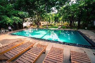 Hotel Alakamanda,Nuwaragam Palatha East>>Anuradhapura,4 star