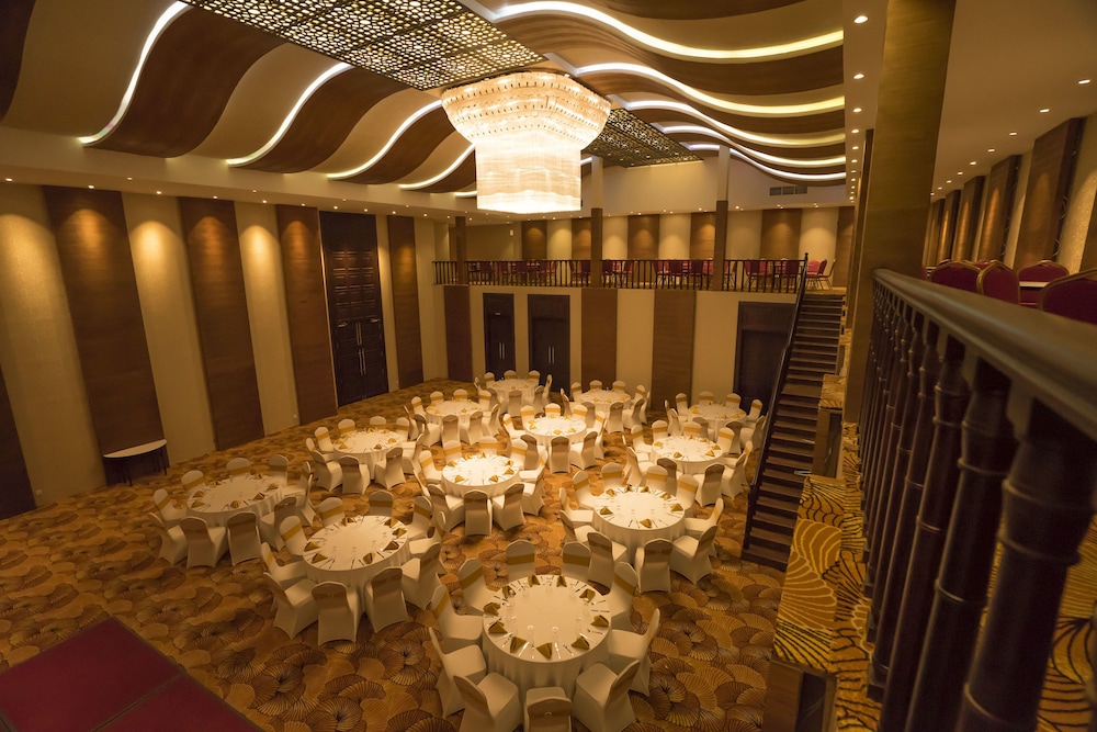 hotel alakamanda