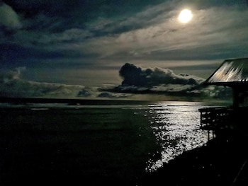 The Islander Hotel,Avarua>>Arorangi,3 star