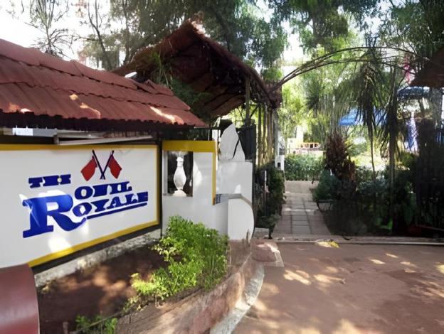 the ronil royale hotel