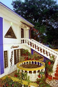 the ronil royale hotel