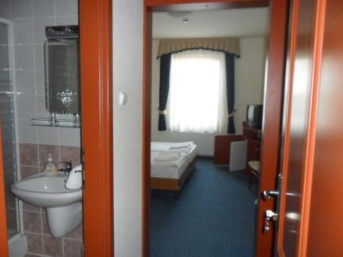 hotel imperial gyogyszallo es gyogyfurdo