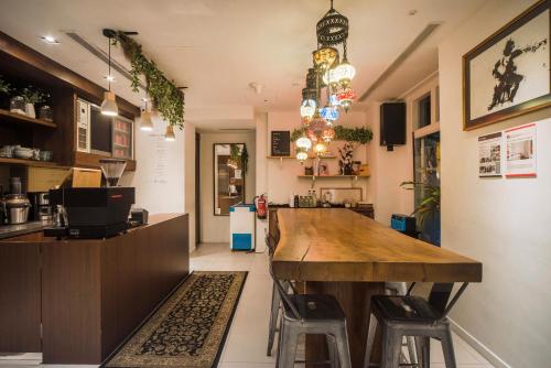 the daulat by hotel calmo