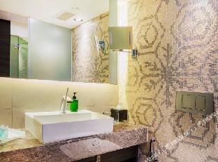 the daulat by hotel calmo