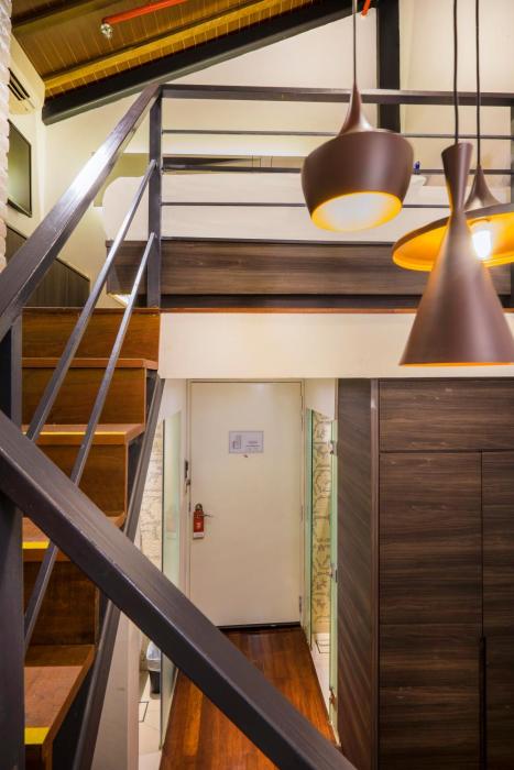 the daulat by hotel calmo