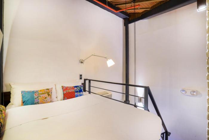 the daulat by hotel calmo