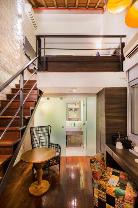 the daulat by hotel calmo