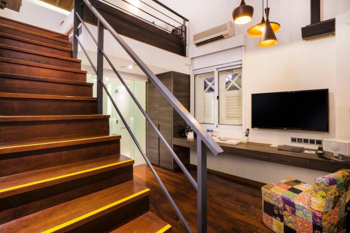 the daulat by hotel calmo