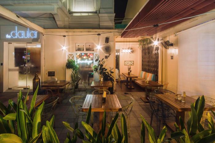 the daulat by hotel calmo