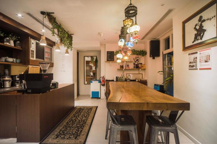 the daulat by hotel calmo