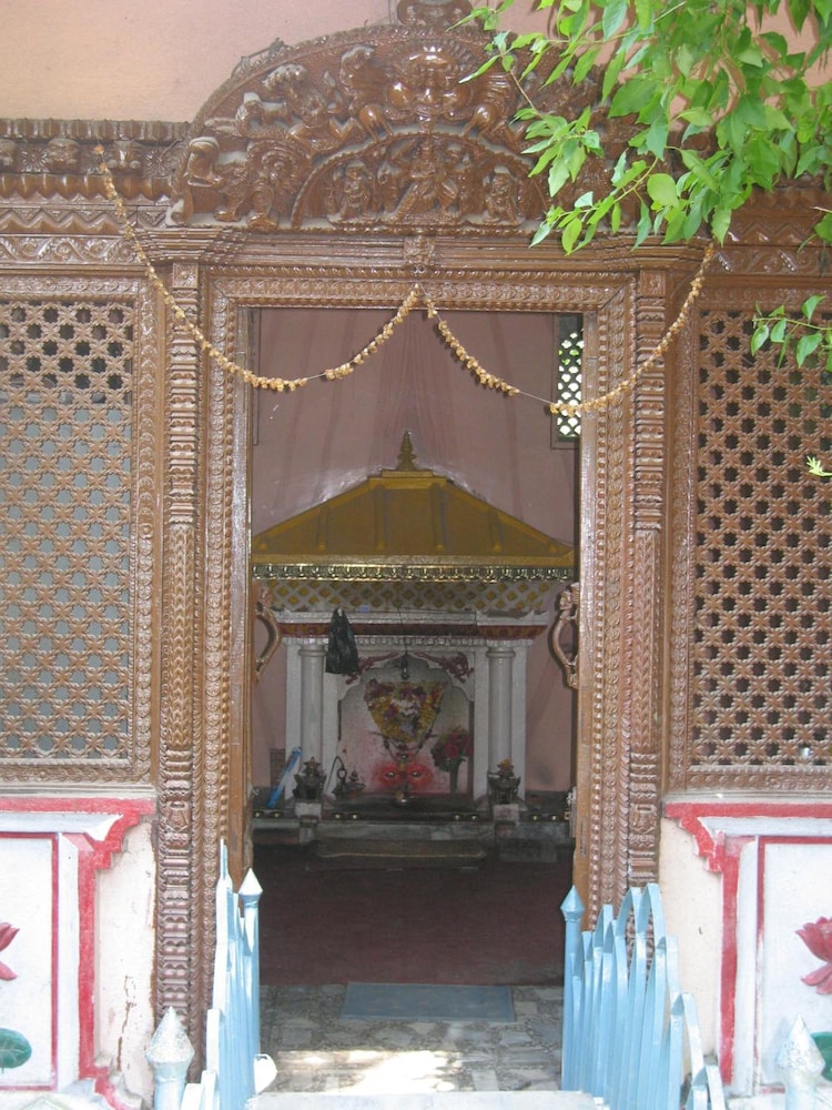 hotel metropolitan kantipur