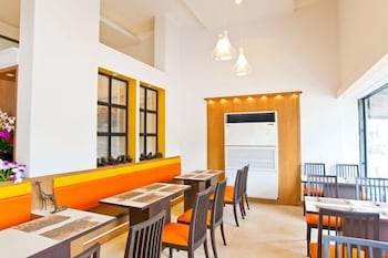 siam paradise entertainment complex