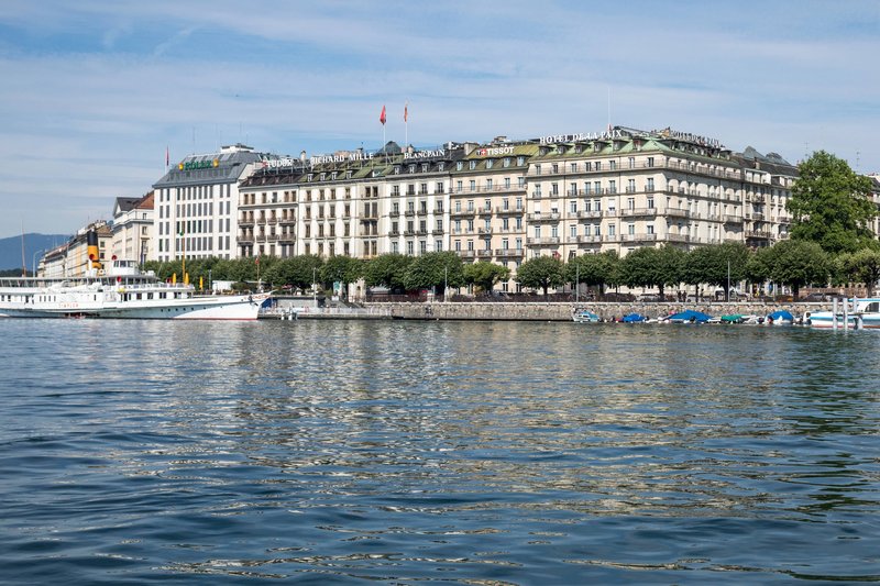 the ritz carlton hotel de la paix geneva