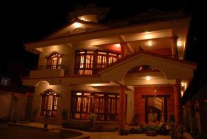 Vardan Resort N' Apartment,Gandaki>>Pokhara,5 star