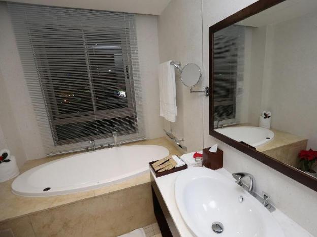 dana pearl hotel