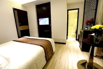 dana pearl hotel