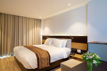 dana pearl hotel