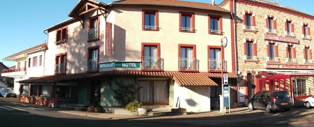 Le Clos Fleuri,In Bourg-De-Thizy,2 star