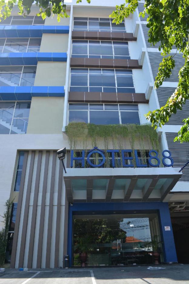 hotel 88 embong kenongo by wh