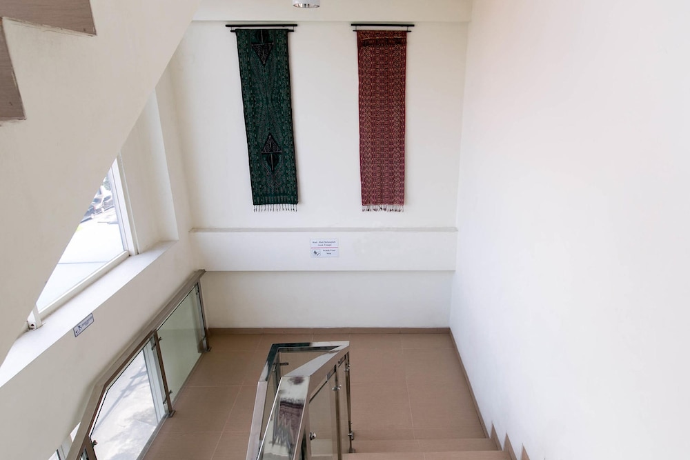 hotel 88 embong kenongo by wh