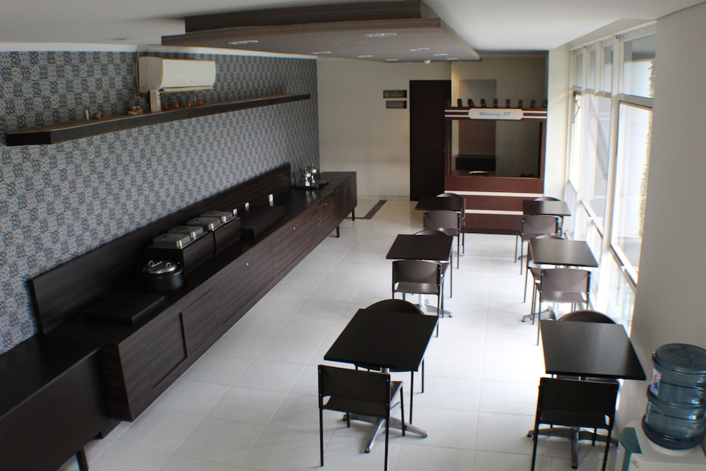 hotel 88 embong kenongo by wh