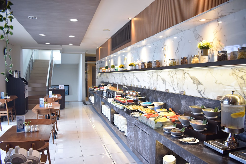 hotel 88 embong kenongo by wh