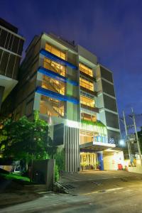 hotel 88 embong kenongo by wh
