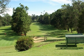 nuwara eliya golf club