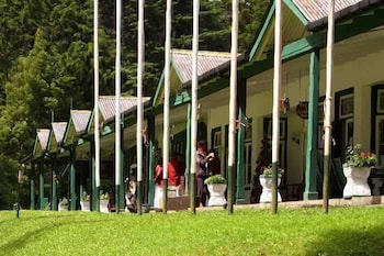 nuwara eliya golf club