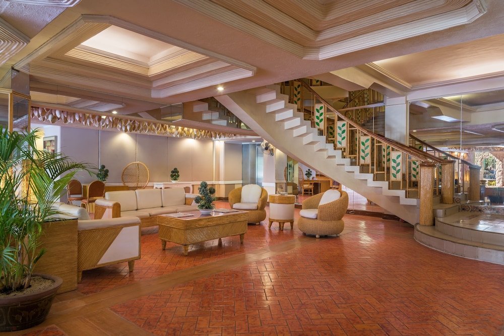 whiterock beach hotel waterpark