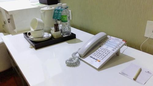 travellers hotel phinisi