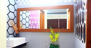 Melati Resort & Hotel,Kuta Beach>>Kuta,3 star