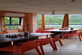 hotel chakasha govindam