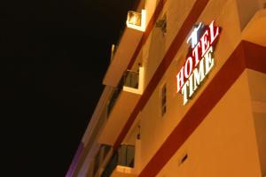 hotel time nilai