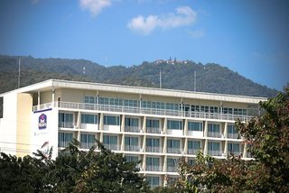 b2 premier hotel and resort