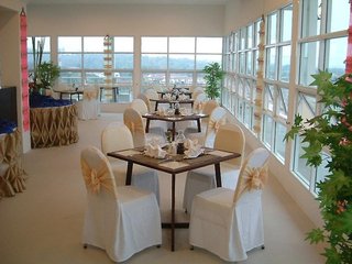 b2 premier hotel and resort