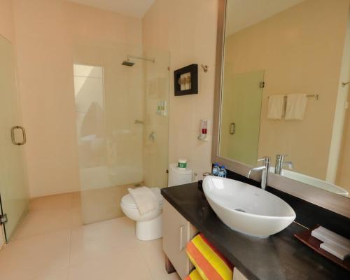 luxotic private villa and resort