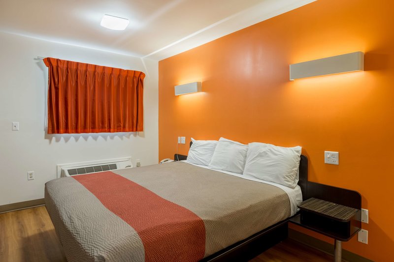 motel 6 greenville sc