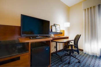 comfort inn and suites green bay stadium area