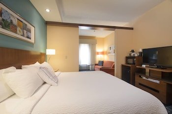 comfort inn and suites green bay stadium area