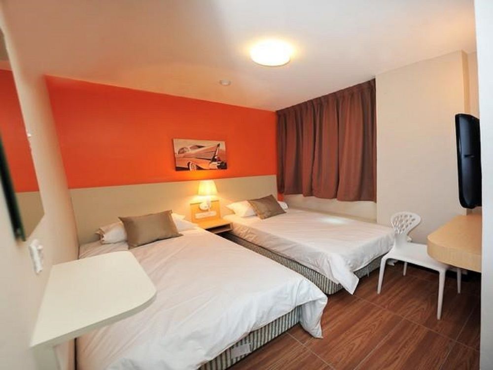 Station Eight Inn,Kampung Kepayang>>Ipoh,2 star