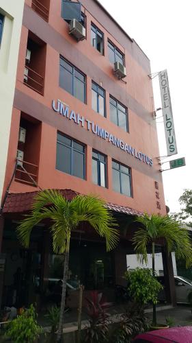 lotus hotel johor bahru